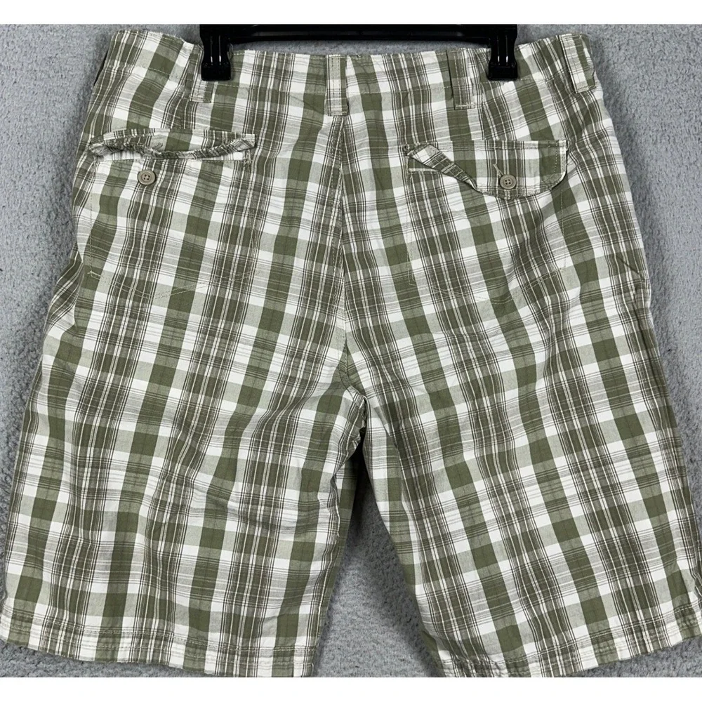 Wrangler Jeans Co Mens 36 Green White Loose Fit Plaid Casual Khakis Flat Front